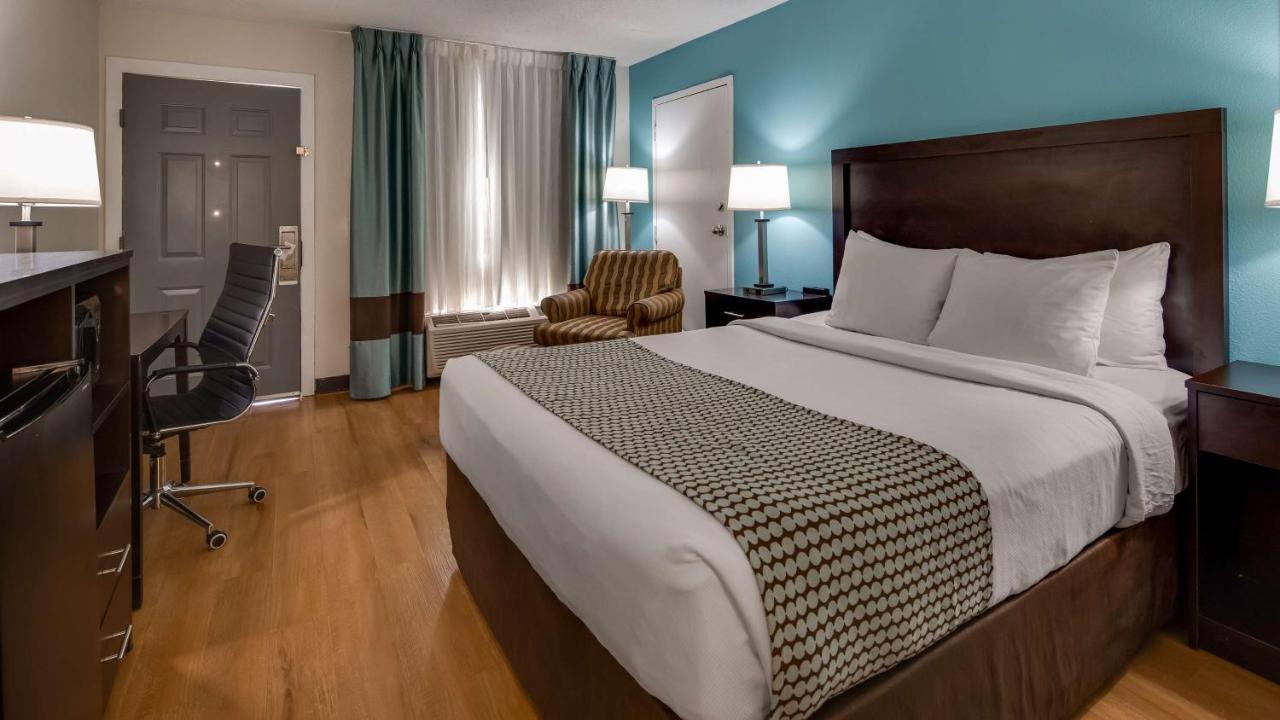 Surestay By Western Hotel Asheboro